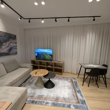 Ave's Elegance Apartment Tirana